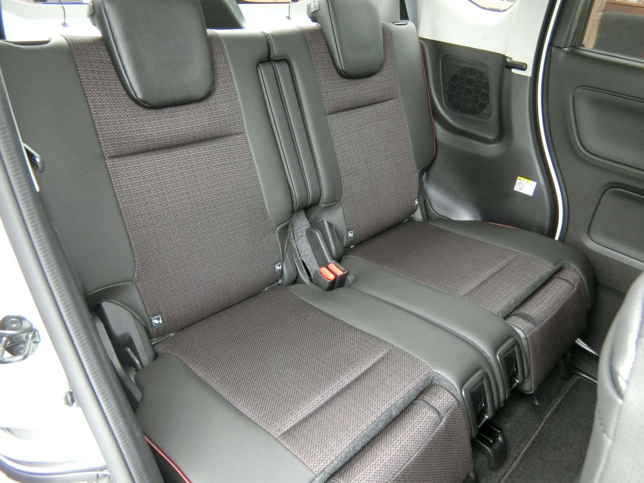 スズキ　スペーシアカスタム