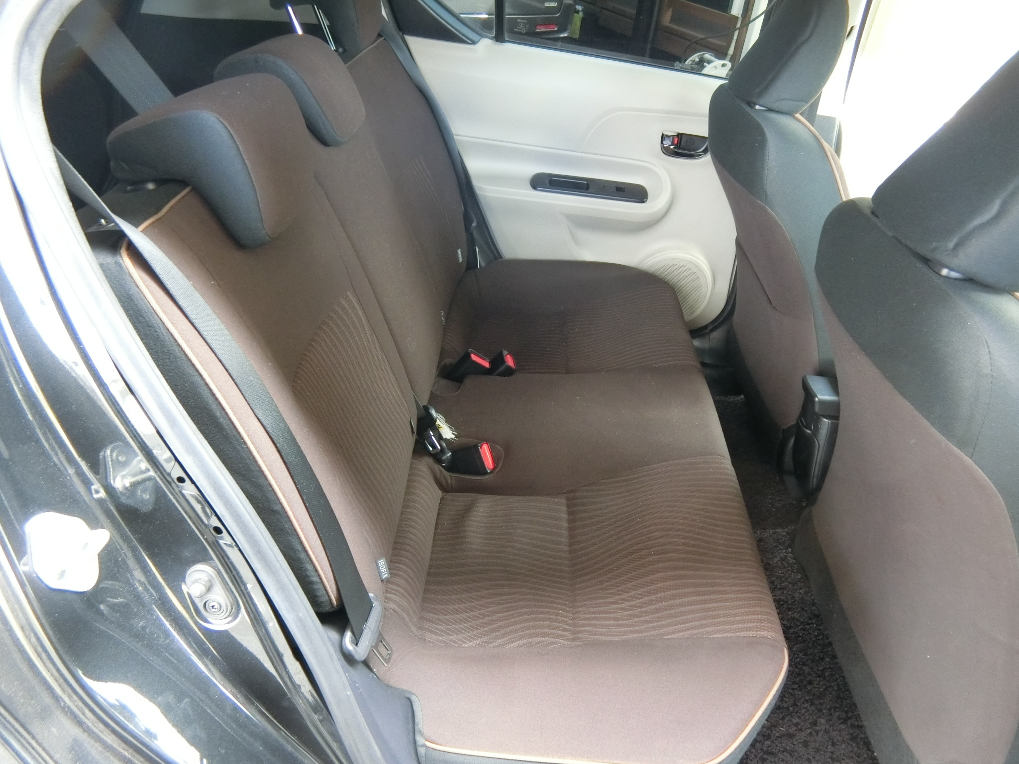 トヨタ　アクア